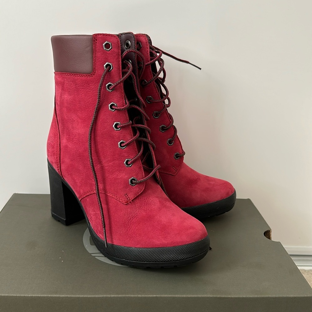 RARE TIMBERLAND - Red Heel Boots